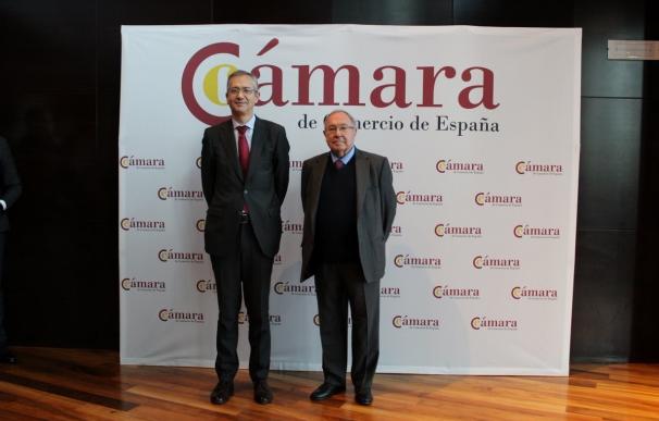 El gobernador del Banco de España, Pablo Hernández de Cos, y el presidente de la Cámara de Comercio de España, José Luis Bonet. CÁMARA DE ESPAÑA 20/1/2023