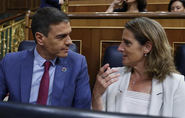 Pedro Sánchez y Teresa Ribera