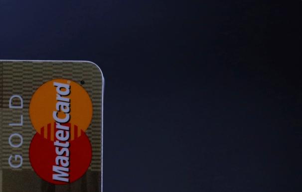 Los beneficios de Mastercard crecen un 14,3% en 2022, hasta los 9.116 millones.