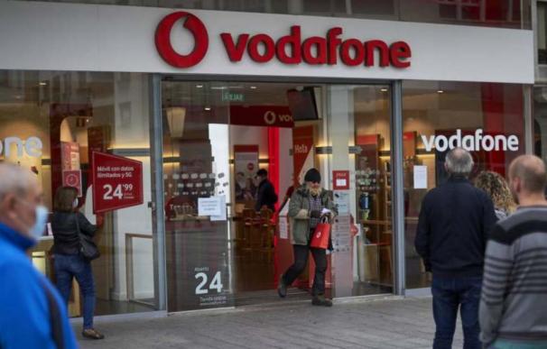 Vodafone refuerza sus tarifas y las abre a pensionistas con pocos ingresos
