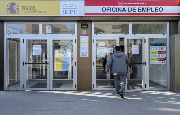 El 56% de los españoles teme perder su empleo, por delante del resto de Europa