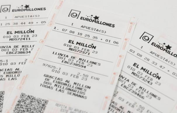 Combinaciones en un ticket del sorteo de Euromillones.