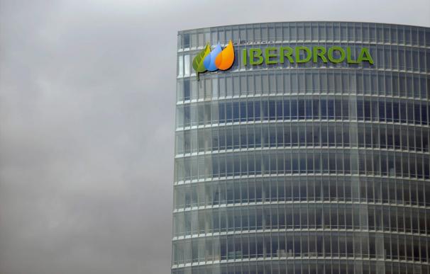 Iberdrola pacta 150 millones con el BEI y lanza sus parques renovables en Italia.