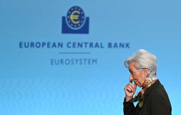 Lagarde insiste en un alza de los tipos que elevará el precio del dinero al 3,5%.