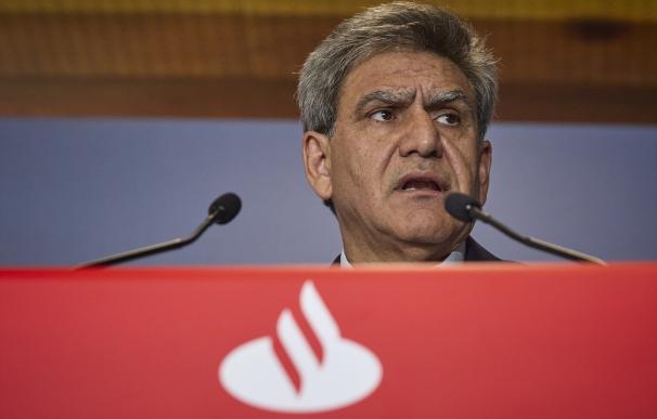Álvarez (Santander) acumulaba una pensión de 19 millones como CEO