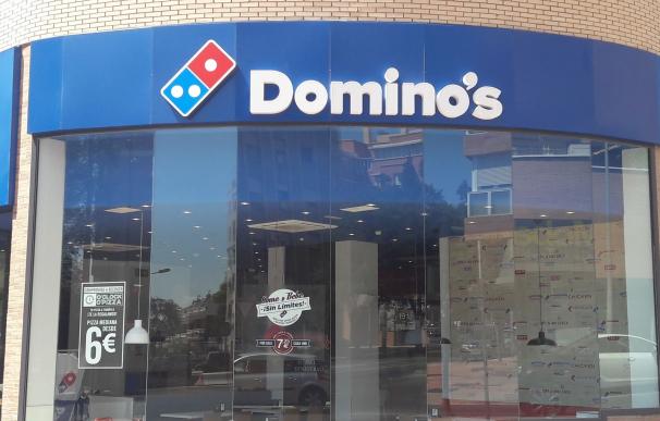 Dominos Pizza termina 2022 con casi 400 locales y un plan de reconversión.