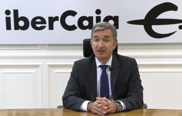 El CEO de Ibercaja señala que la banca necesita control para cumplir sus retos.