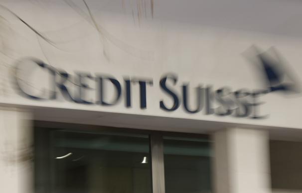 Credit Suisse se defiende del ataque en bolsa con la recompra exprés de bonos