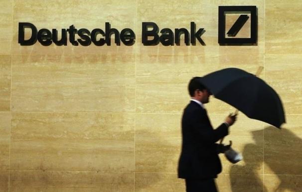 Deutsche Bank sigue en el punto de mira de los mercados.