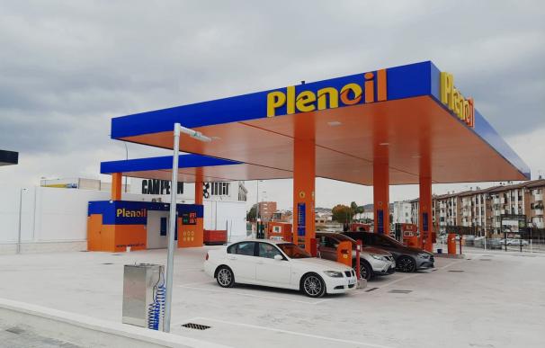 Las gasolineras low cost aumentan su diferencial de precios con las tradicionales