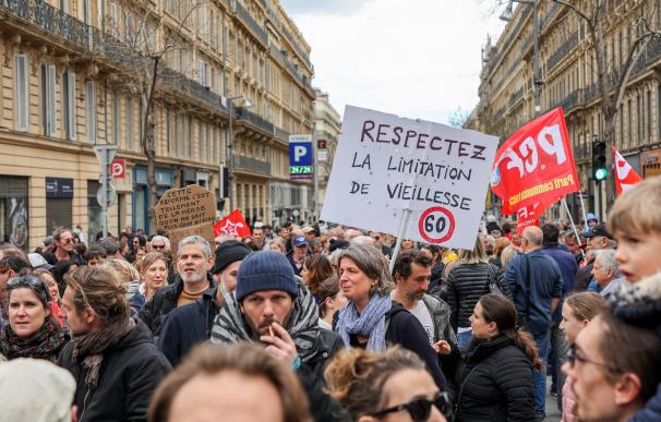 Protestas en contra de la reforma de las pensiones en Francia
