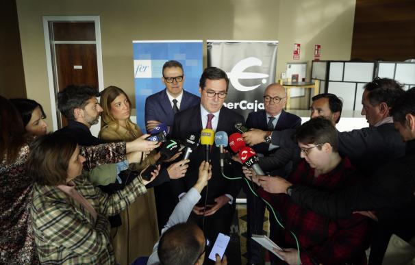 Garamendi advierte que "las medidas populistas no van a ningún lado"