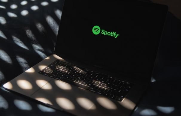El récord de usuarios en Spotify no sirve para solventar el efecto de las pérdidas.
