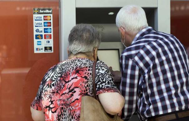 ¿Cuánto subirán las pensiones en España tras la segunda reforma de Escrivá?