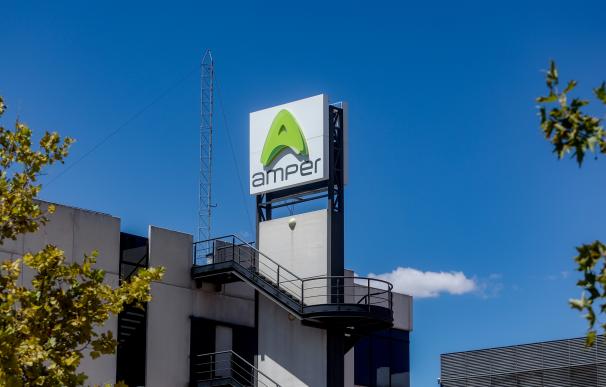 Amper sufre en bolsa y cae un 13% tras anunciar la posible ampliación de capital