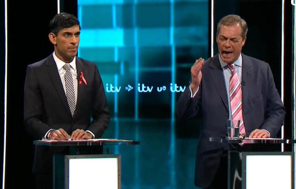 Rishi Sunak, actual primer ministro, en un debate en 2019 junto al líder del Brexit, Nigel Farage.