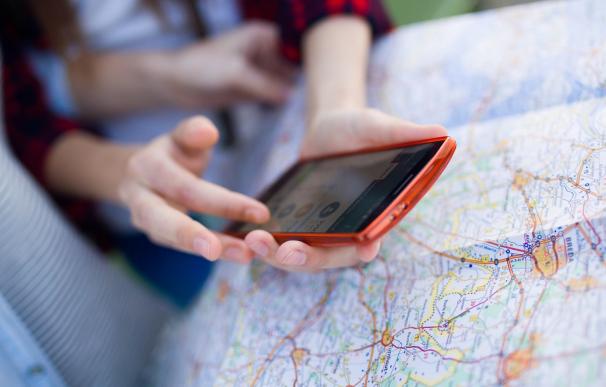 Cómo tener internet en el móvil al viajar fuera de Europa y no pagar por el roaming
