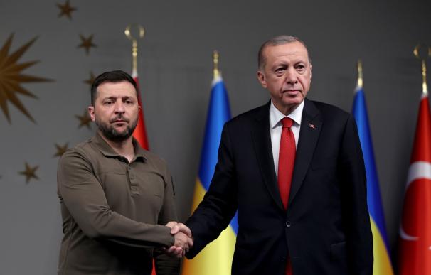 Volodymyr Zelensky y Recep Tayyip Erdogan