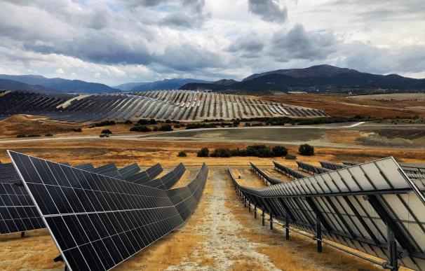 OHLA construirá por 30 millones una planta fotovoltaica de 124 MW en Zaragoza