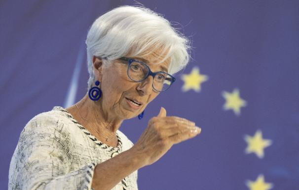 Lagarde alerta que la geopolítica daña el comercio entre países y crea inestabilidad