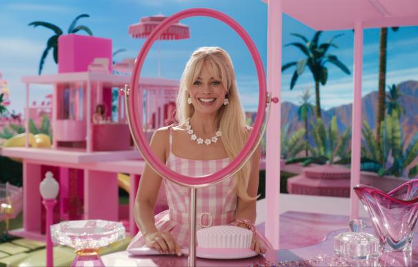 Mattel se frota las manos en la gran pantalla con el negocio de Barbie y Ken