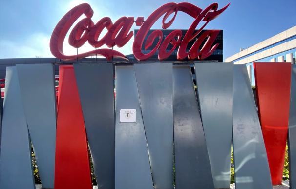 Coca-Cola gana 2.305 millones, un 33,7% más y eleva previsiones anuales