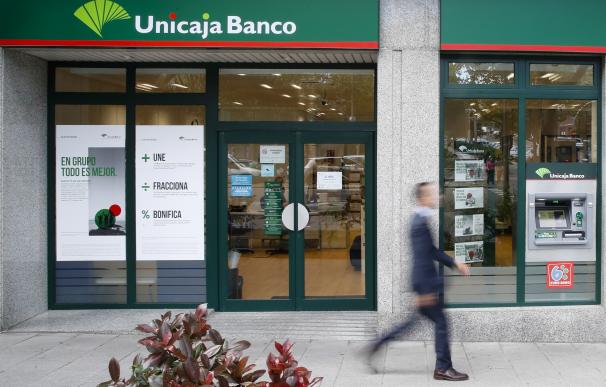 Unicaja Banco lidera las caídas del Ibex y pierde un 6% tras la salida de Oceanwood