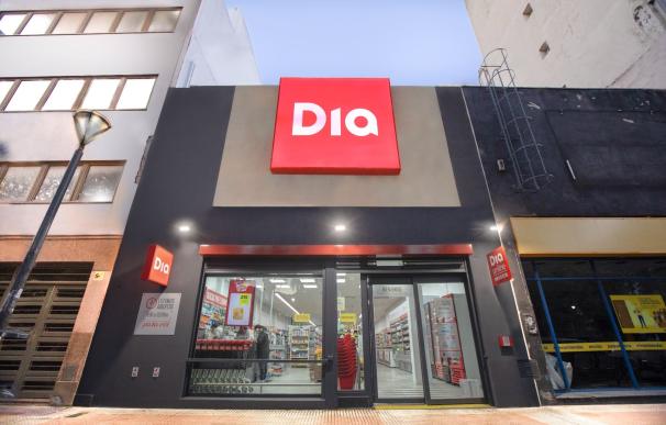 Las acciones de Dia caen tras anunciar la venta del negocio de Portugal a Auchan