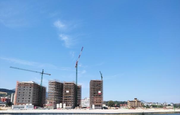 Urbas vende a M&G viviendas para alquilar en Bilbao por 98 millones de euros