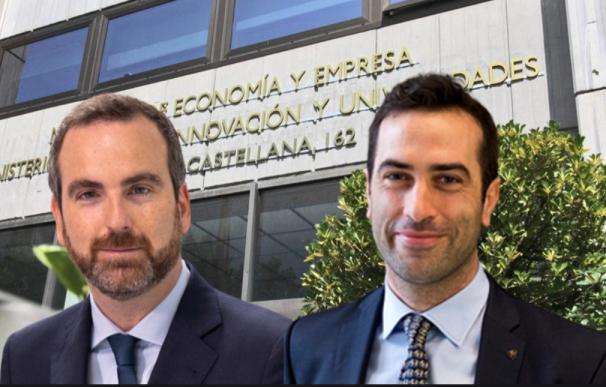 Álvaro López Barceló (i), director general del Tesoro, y Carlos Cuerpo (d), secretario general del Tesoro y Financiación.