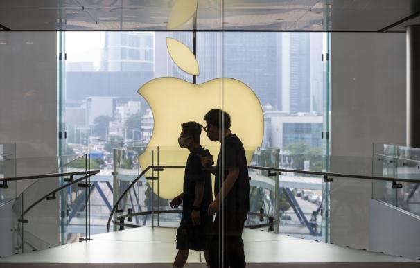 Las restricciones a Apple en China hacen caer su capitalización en 200.000 millones