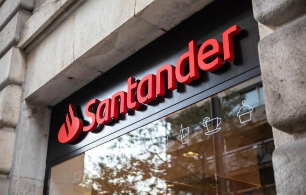 Banco Santander estrena campaña de Black Friday para préstamos y seguros