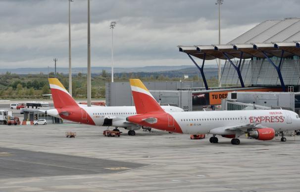 Iberia Express aumentará su frecuencia vuelos un 9% durante las Navidades