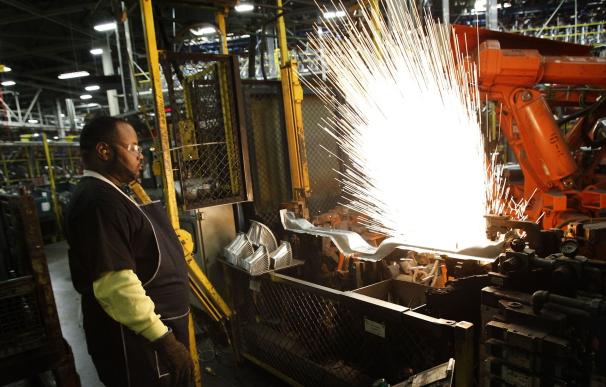 La producción industrial registra su primera subida en siete meses en octubre