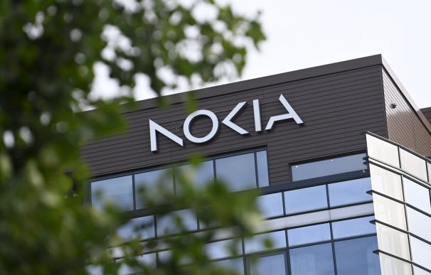 Nokia rebaja al 13% su objetivo de margen operativo para 2026 desde el 14% anterior