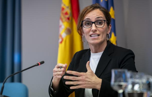 La ministra de Sanidad, Mónica García, ofrece una rueda de prensa