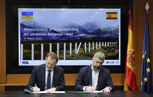 Firma del acuerdo de Adif con Ukranian Railways