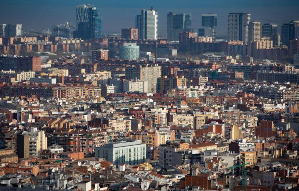 Panorámica de la ciudad de Barcelona, España