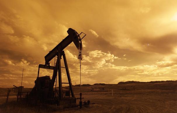 El petróleo, el oro y el dólar resurgen y mandan señales de aviso al mercado.