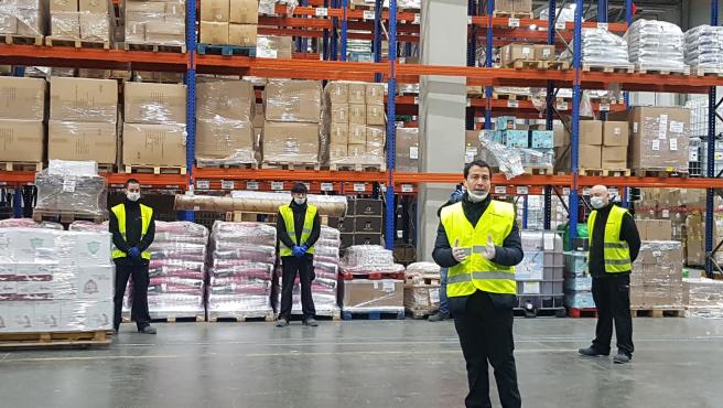 Massimo Marsili, director general de la división de Transporte de XPO Logistics en España, Portugal y Marruecos, en un almacén