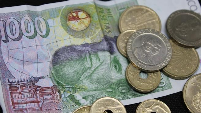 Las monedas y billetes de peseta de pueden vender por miles de euros.