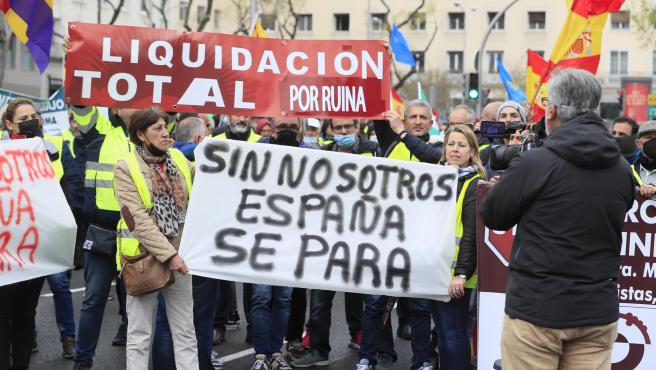 Manifestación transportistas en la Castellana