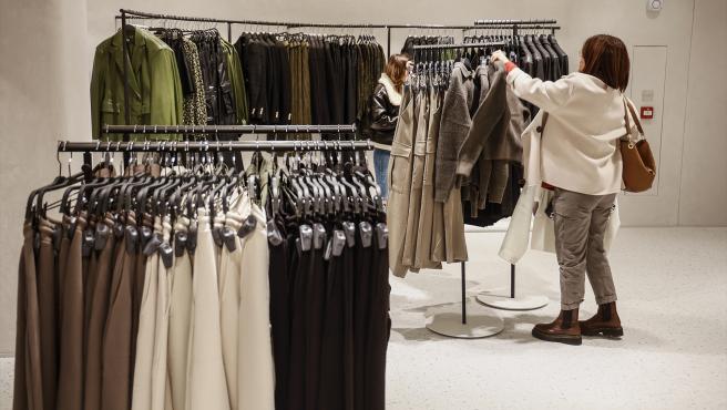 Las ventas online eclipsan a las tiendas físicas del sector textil