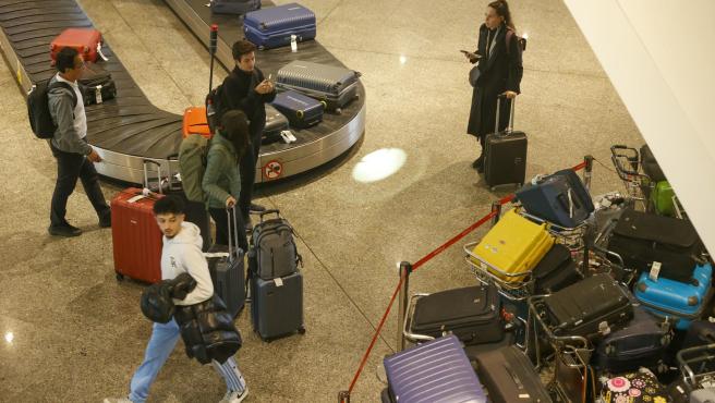 Cómo reclamar si han perdido tu maleta en la huelga de Iberia: plazos y  dinero