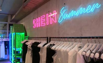 Shein inaugura su primera ‘pop up store’ en Madrid, con largas colas