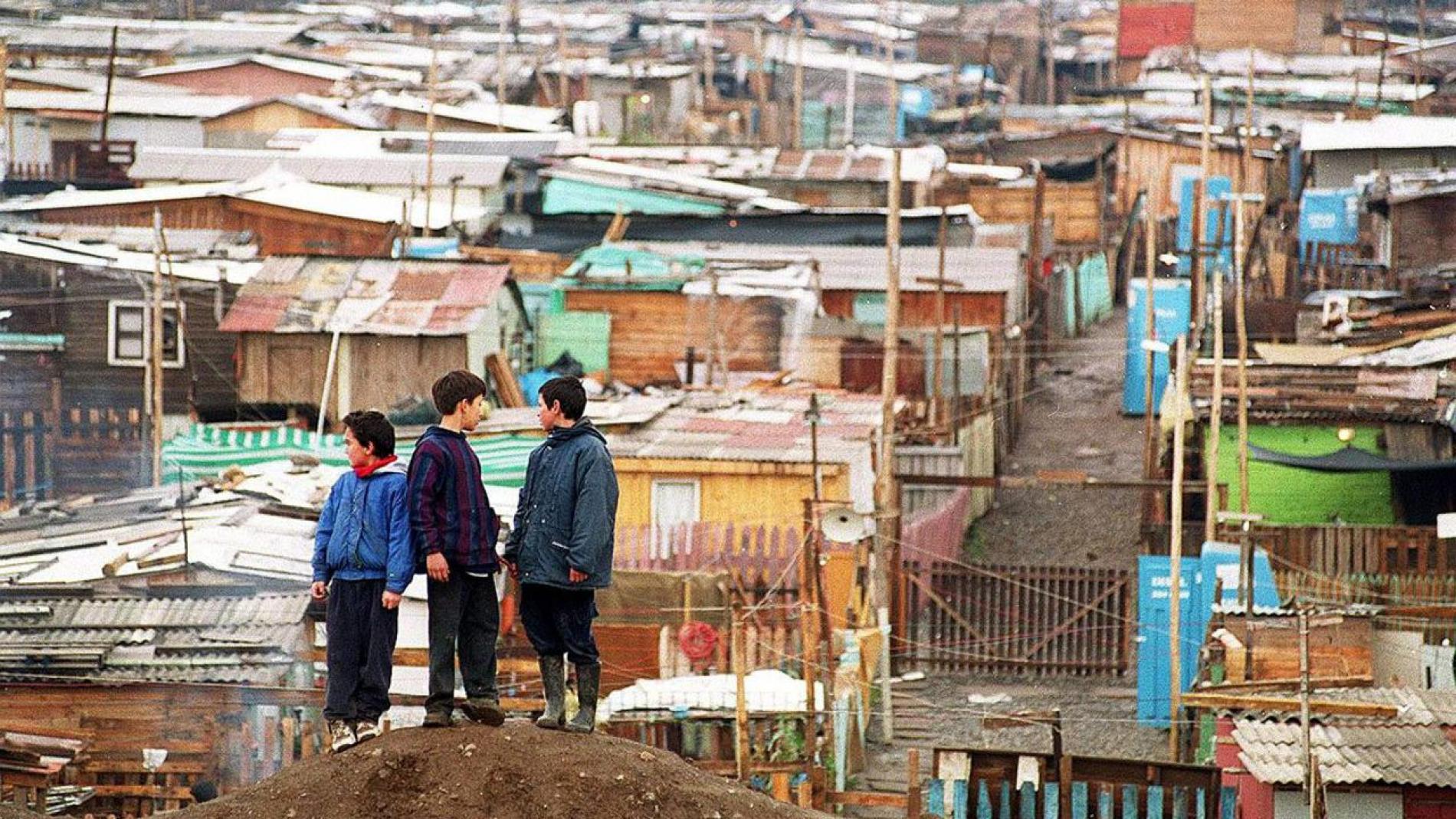 Un documentalista español retrata los problemas de un barrio pobre del este  de Bolivia