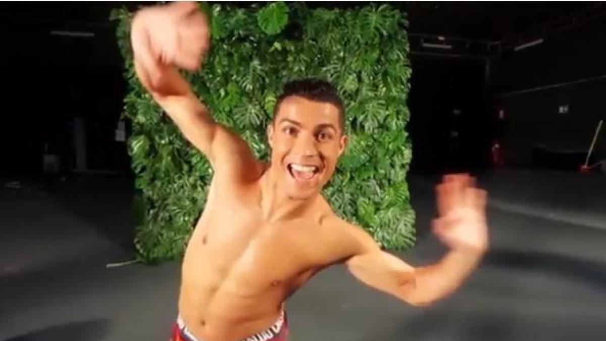 Trágico desagradable La ciudad Cristiano Ronaldo sorprende con otro 'mannequin challenge' en calzoncillos