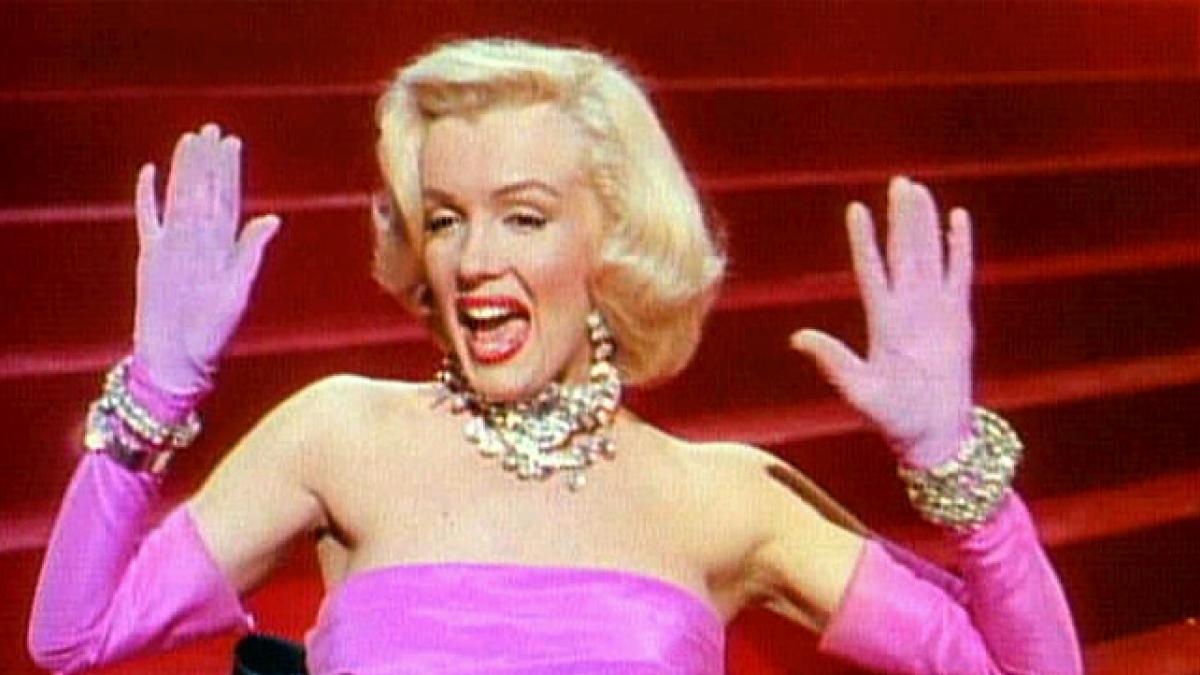 Subastan un vestido de Marilyn Monroe por  dólares